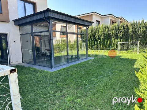 İcarəyə verilir 4 otaqlı həyət evi/bağ evi 200 m²