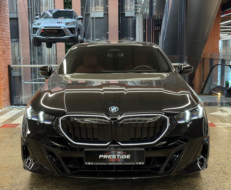 BMW 530e, 2.0 L, 19.4 kWh, 2024 il, 27 000 km — Avtomobillər, Bakı (3)