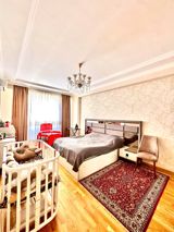 Satılır 2 otaqlı köhnə tikili 75 m² — Əmlakçı