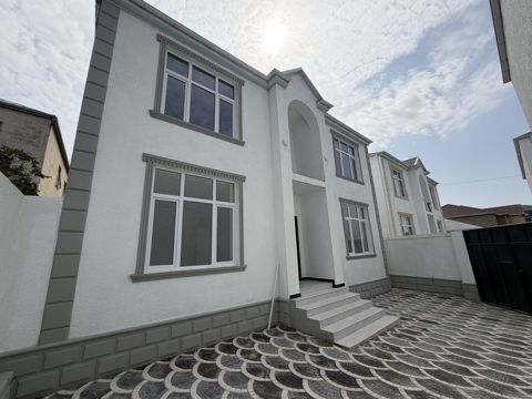 Satılır 5 otaqlı həyət evi/bağ evi 180 m² — Bakı