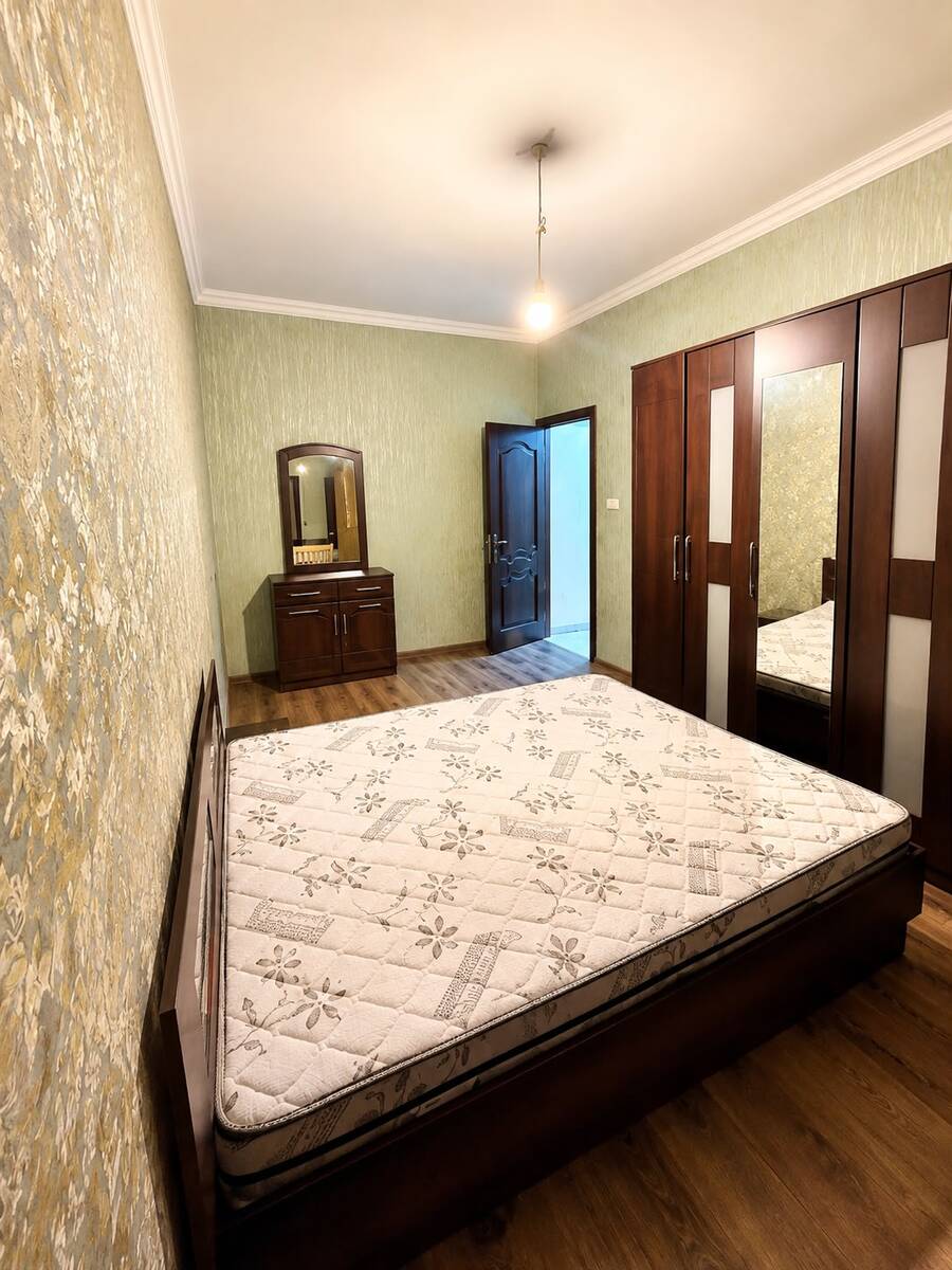 Satılır 5 otaqlı köhnə tikili 120 m² — Mənzil, Bakı (3)
