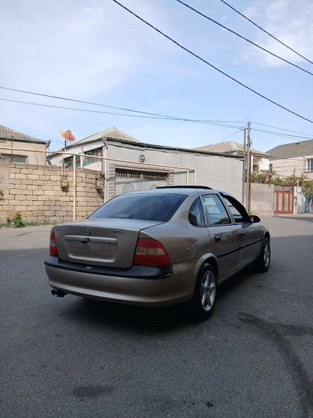 Opel Vectra sedan -ideal veziyyetde satılır. İli 1998 2 mator — Avtomobillər, Xırdalan (4)