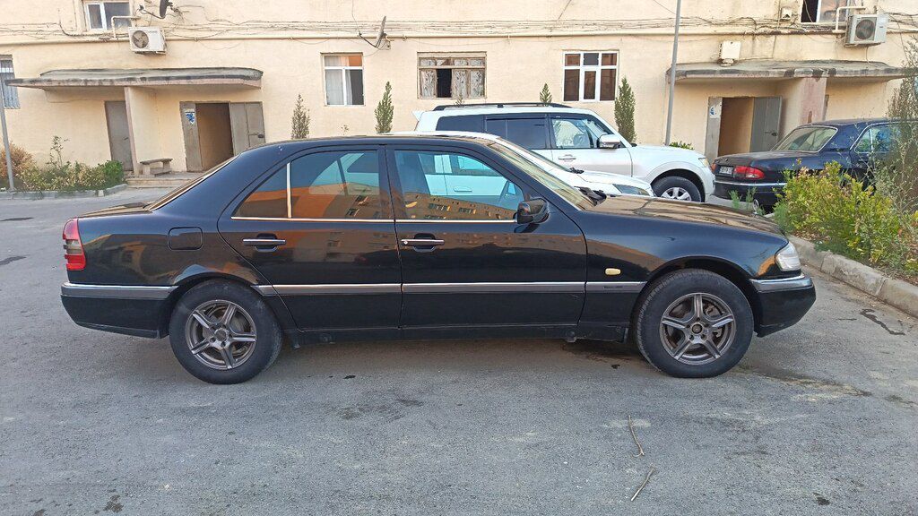 Mercedes C 200, 2.0 L, 1995 il, 543 838 km — Avtomobillər, Bakı (3)