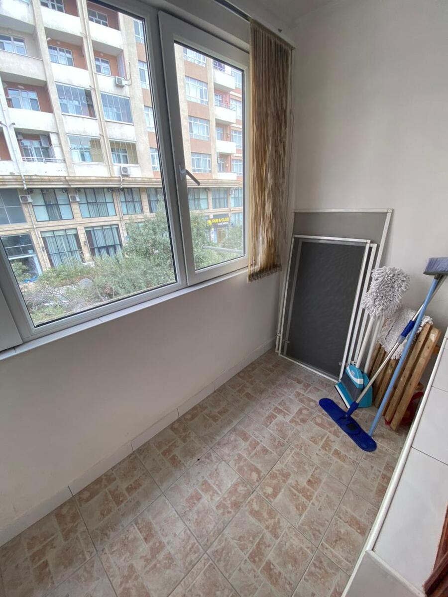 Satılır 1 otaqlı köhnə tikili 37 m² — Mənzil, Bakı (6)