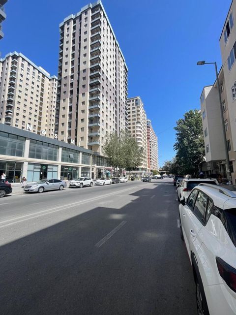 Satılır 3 otaqlı yeni tikili 153 m² — Bakı