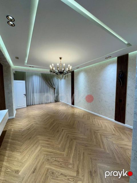 Satılır 3 otaqlı yeni tikili 160 m²