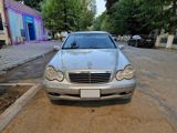 Mercedes C 240, 2.6 L, 2000 il, 231 000 km — Avtomobil