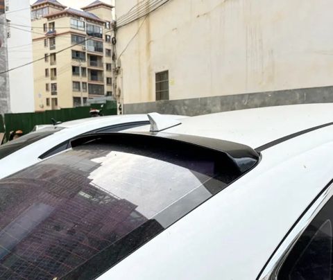 "Kia Forte, Kia Cerato" arxa şüşə spoyleri — Bakı