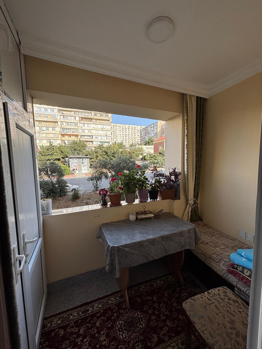 Satılır 4 otaqlı köhnə tikili 90 m² — Mənzil, Bakı (5)
