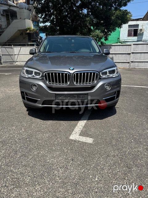BMW X5, 4.4 L, 2014 il, 59 800 km
