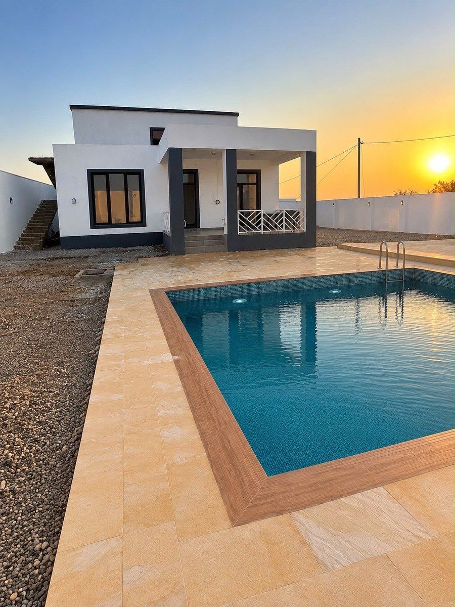 Satılır 4 otaqlı həyət evi/bağ evi 200 m² — Ev, villa, Bakı (3)