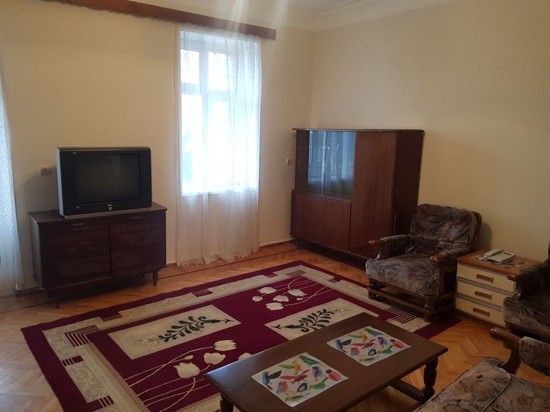 İcarəyə verilir 3 otaqlı köhnə tikili 75 m² — Mənzil, Bakı (6)