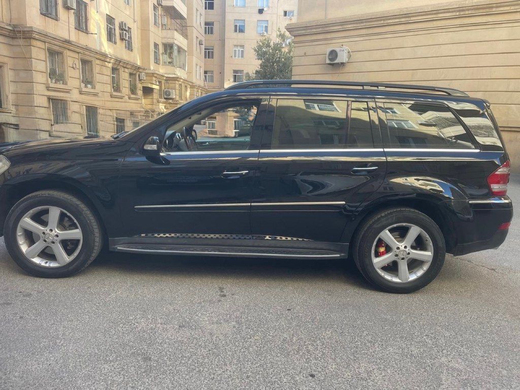 Mercedes GL 500 4MATIC, 5.5 L, 2007 il, 270 000 km — Avtomobillər, Bakı (4)
