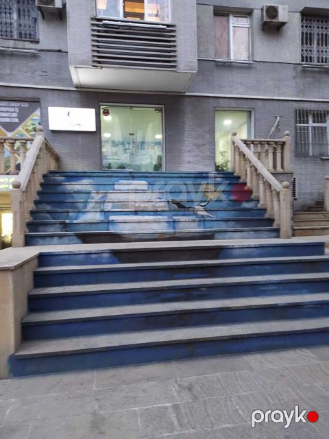 Satılır obyekt 70 m²