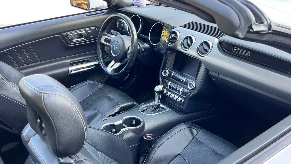 Ford Mustang, 2.3 L, 2020 il, 151 000 km — Avtomobillər, Bakı (7)