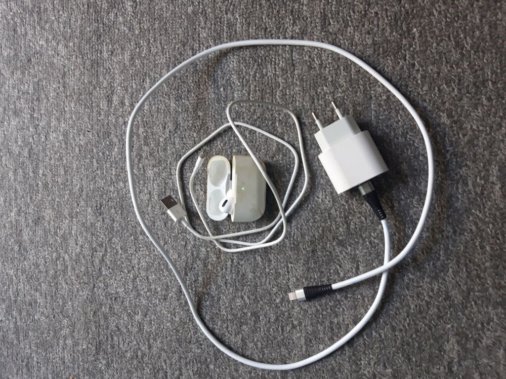 Iphone adpator 1 eded 2 eded kabel 1 eded nauşnik airbuds pro hamsı — Digər, Bakı (2)