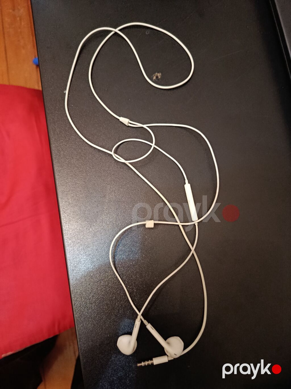 Ağ naqilli qulaqcıq, 3.5 mm AUX jacklı model. Xüsusiyyətlər: - 3.5 mm — Qulaqcıqlar, Bakı (2)