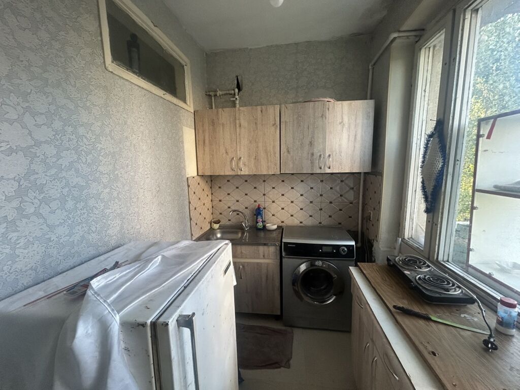 2 eded oglan otaq yoldasi axtarlir. Telebe olsa lap yaxsi olar. Bos — Mənzil, Bakı (2)
