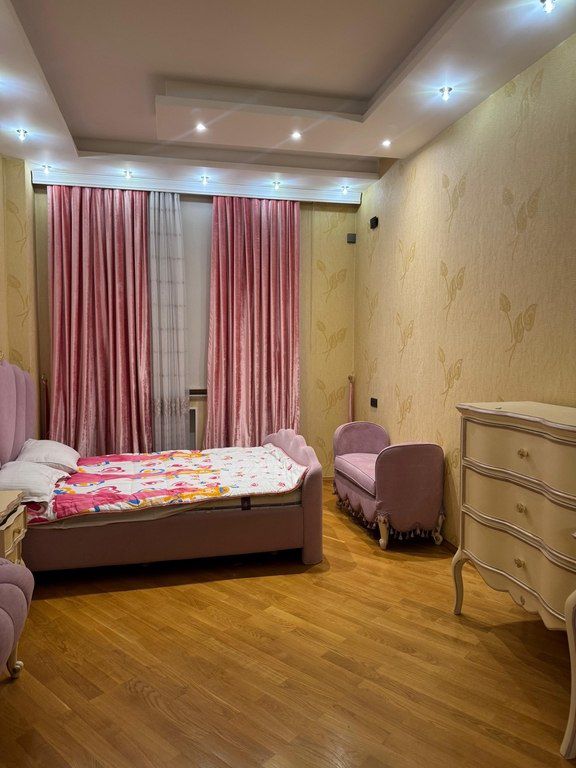 4-otaqlı yeni tikili kirayə verilir, 28 May m., 200 m² — Mənzil, Bakı (8)