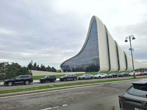 Satılır 4 otaqlı yeni tikili 170 m² — Bakı