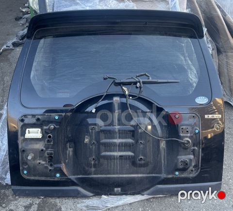 Mitsubishi Pajero baqajı