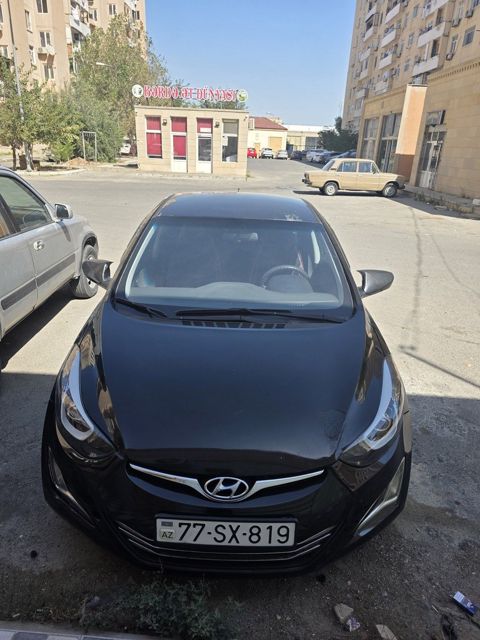 Hyundai Elantra, 1.8 L, 2015 il, 240 000 km — Bakı