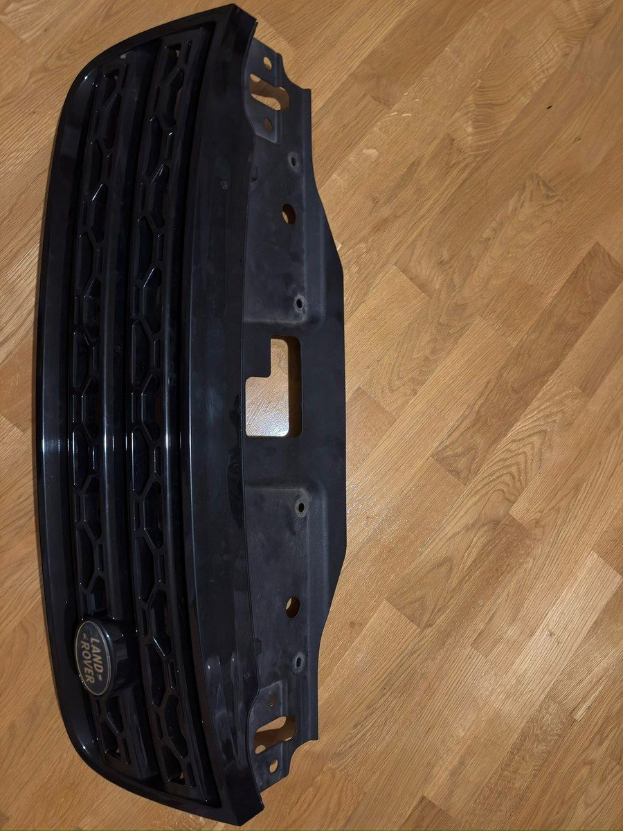 Land Rover Discovery 5 ön radiator barmaqlığı — Ehtiyat hissələri və aksesuarlar, Bakı (3)