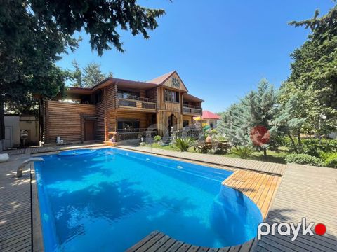 Satılır 6 otaqlı həyət evi/bağ evi 300 m²