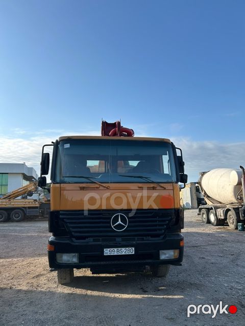Mercedes Actros 3243 Beton Pompa, 2002 il — Sumqayıt