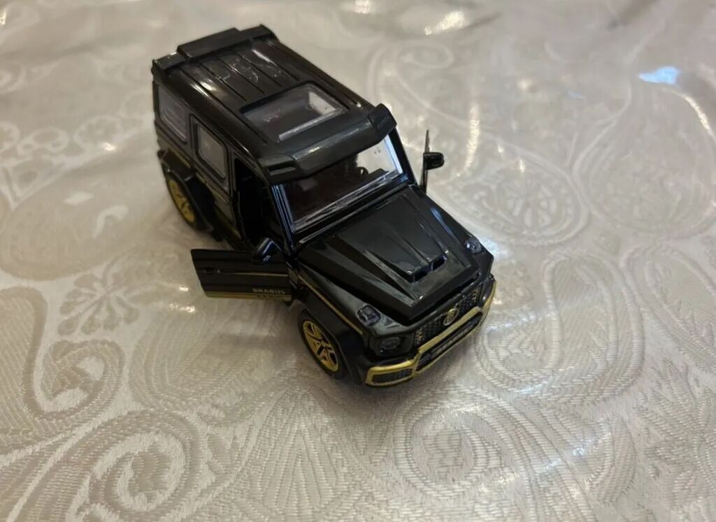 Məhsul: Metal oyuncaq maşın – SUV tipli model (Brabus üslubunda) — Oyuncaq nəqliyyatı, Bakı (3)