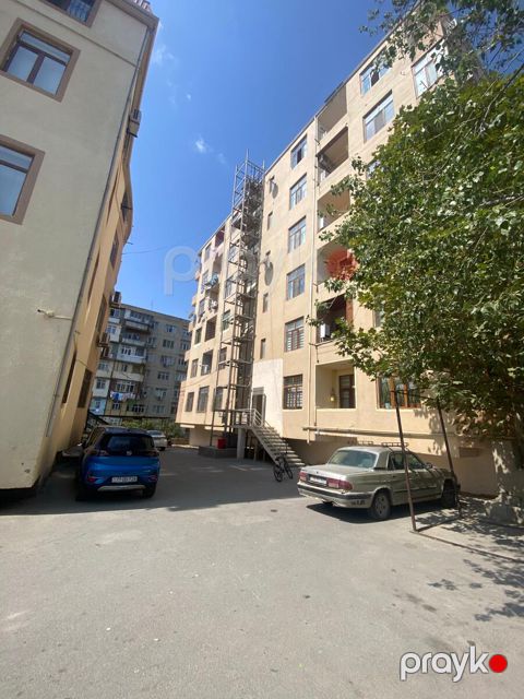 Satılır 3 otaqlı yeni tikili 120 m²