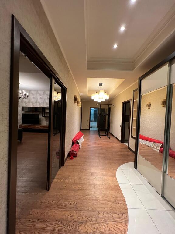 İcarəyə verilir 3 otaqlı yeni tikili 147 m² — Mənzil, Bakı (7)