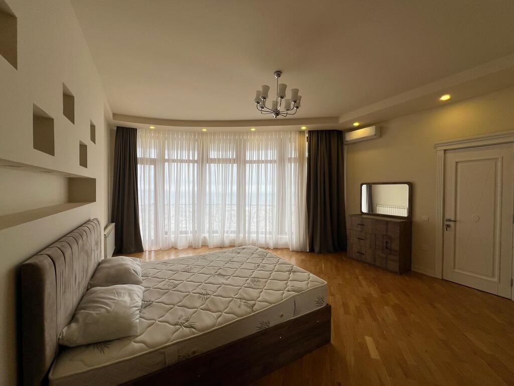 Satılır 6 otaqlı həyət evi/bağ evi 450 m² — Ev, villa, Bakı (6)