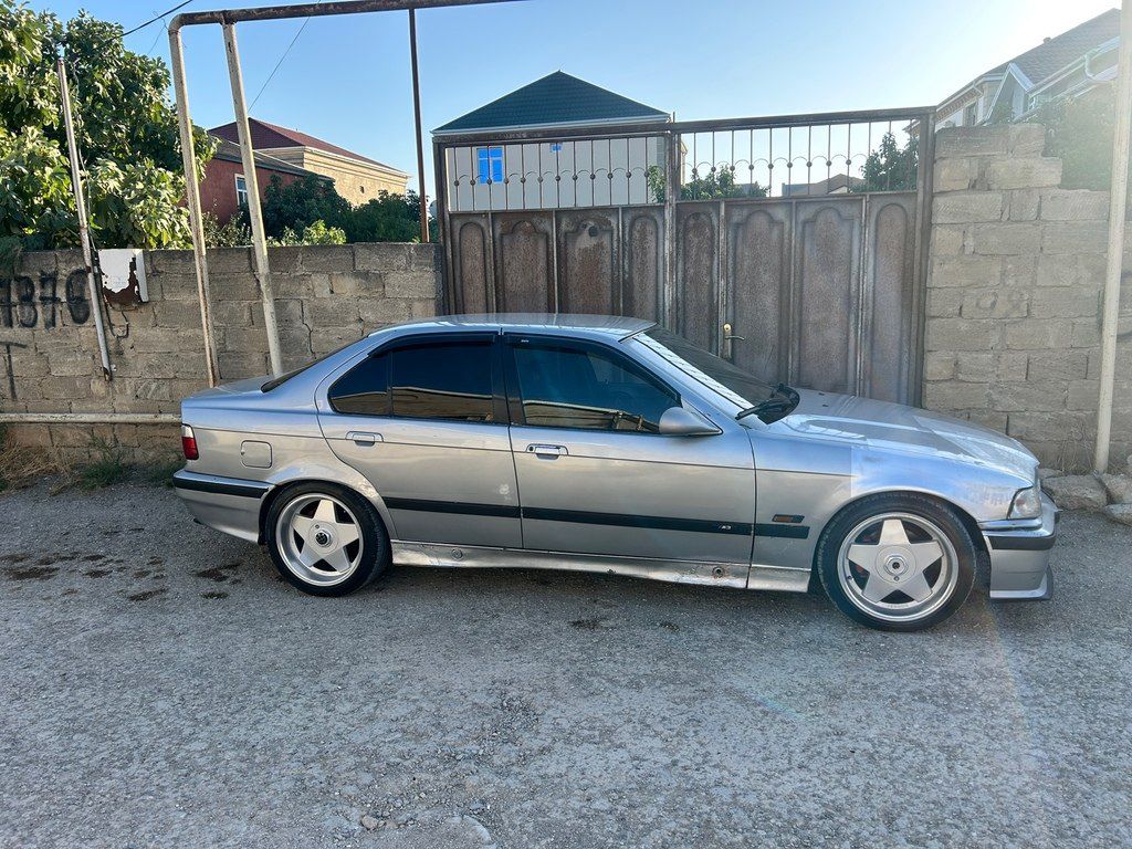 BMW 320, 2.0 L, 1992 il, 500 000 km — Avtomobillər, Bakı (11)