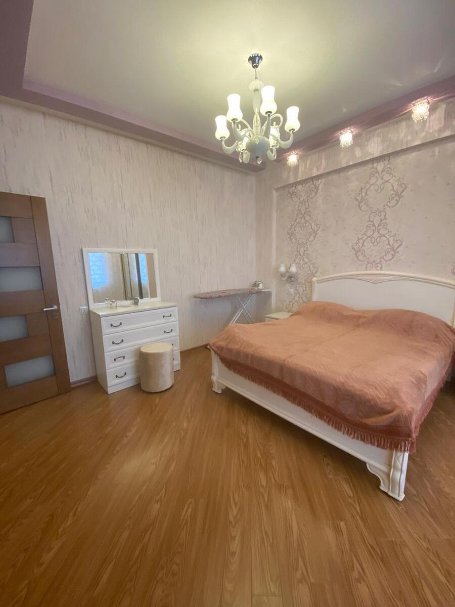 Satılır 2 otaqlı yeni tikili 75 m² — Mənzil, Bakı (2)