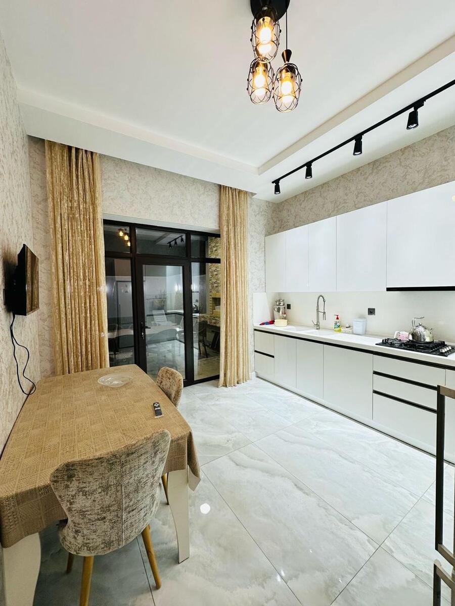 İcarəyə verilir 4 otaqlı həyət evi/bağ evi 200 m² — Ev, villa, Bakı (6)