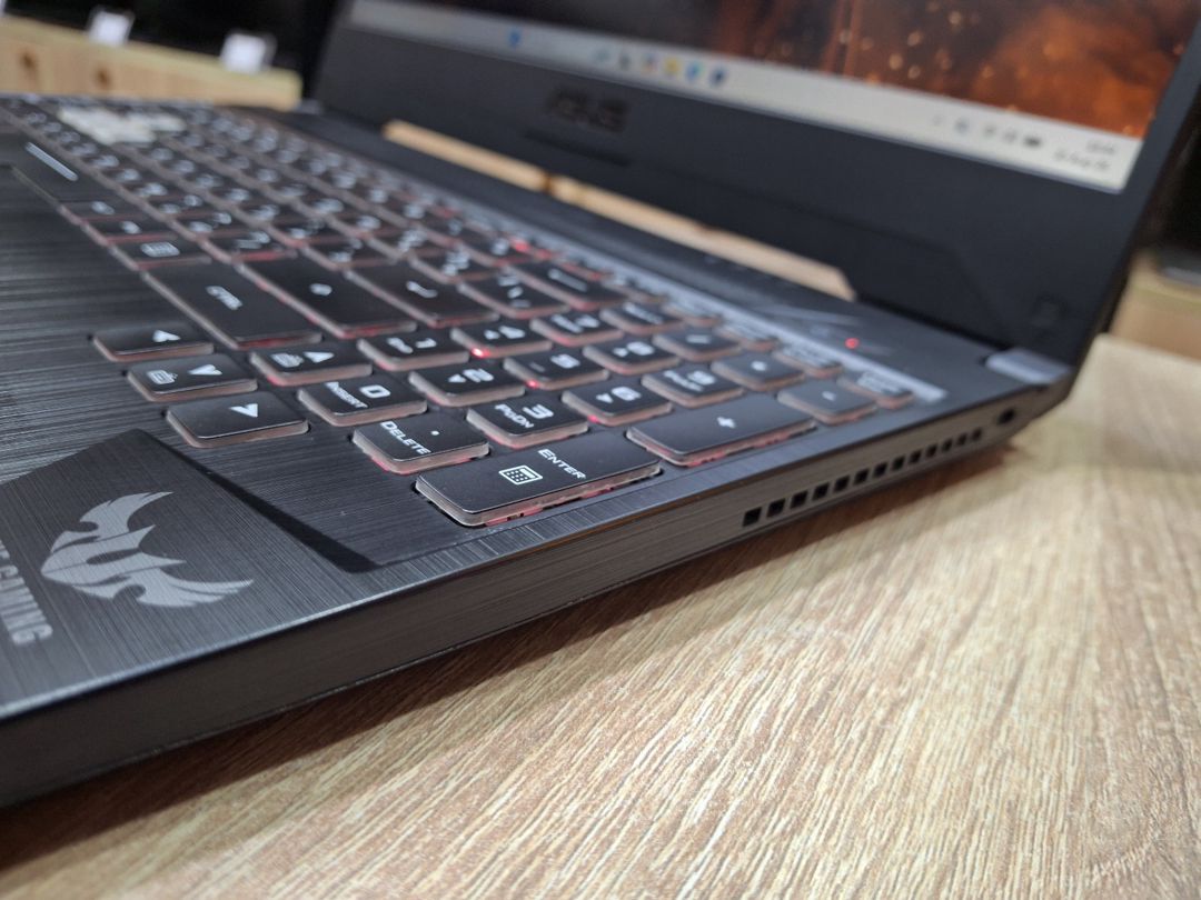 Asus Tuf Gaming Ryzen 7 3750U Gtx1660ti 6GB — Noutbuklar, Bakı (6)