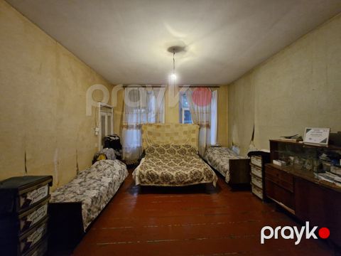 Satılır 3 otaqlı köhnə tikili 90 m²