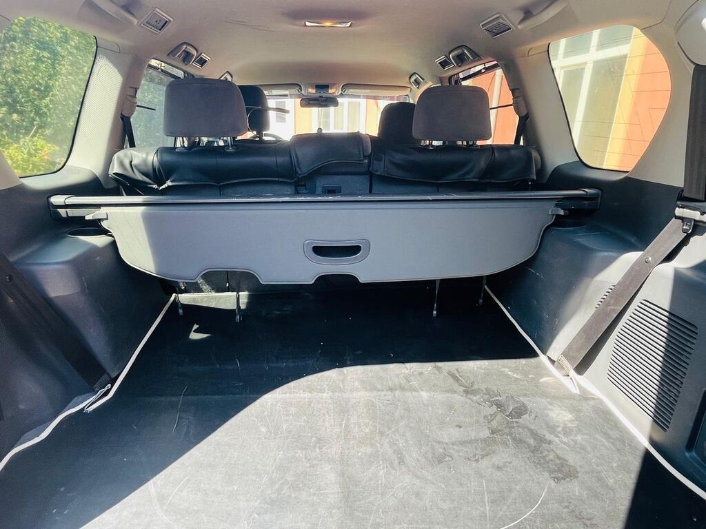 Toyota Land Cruiser Prado, ağ rəng, 5 qapı, tam ölçülü SUV — Avtomobillər, Naxçıvan (8)