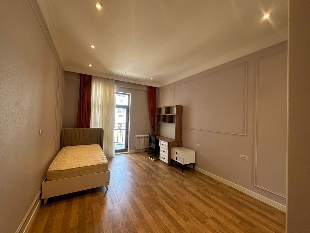 İcarəyə verilir 4 otaqlı yeni tikili 220 m² — Mənzil, Bakı (12)
