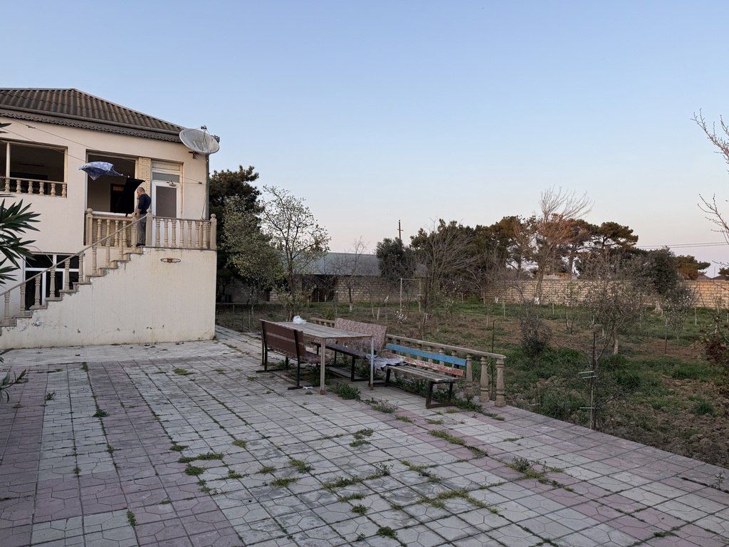 Satılır 4 otaqlı həyət evi/bağ evi 240 m² — Ev, villa, Bakı (6)