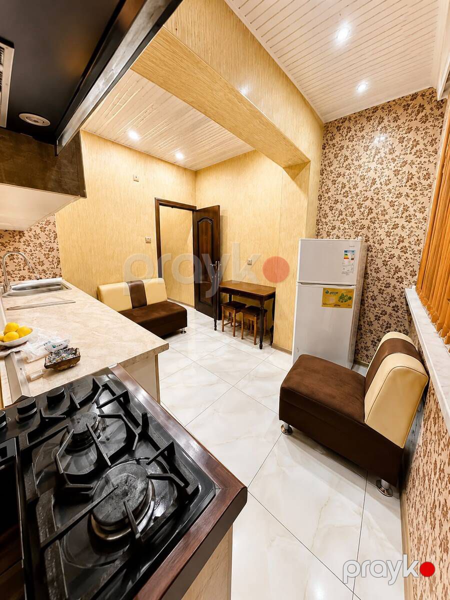 Satılır 5 otaqlı köhnə tikili 120 m² — Mənzil, Bakı (10)
