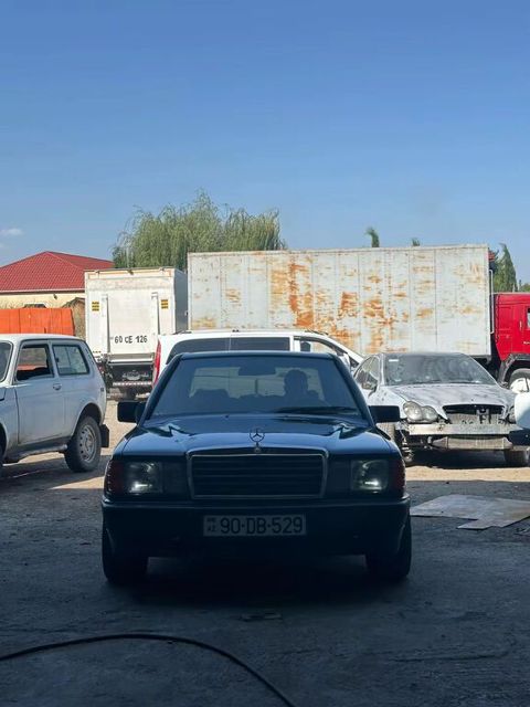 Mercedes 190, 1.8 L, 1991 il, 350 000 km — Bakı