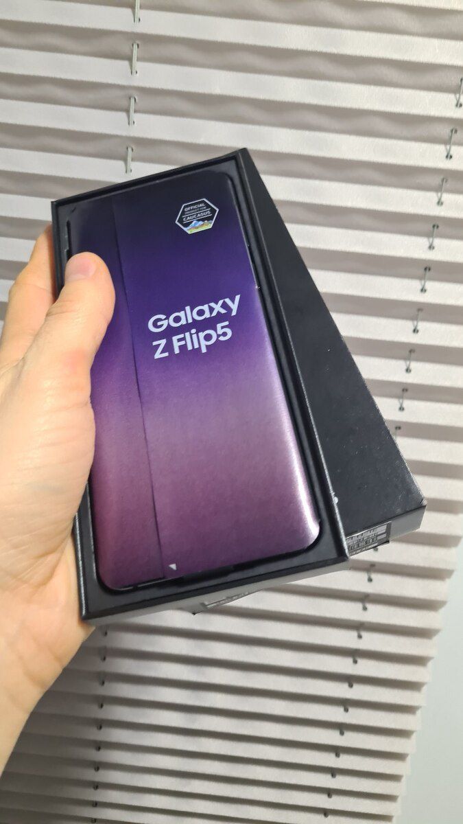 Samsung Galaxy Z Flip 5 Graphite 512GB/8GB — Smartfonlar, Bakı