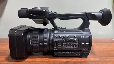 Videokamera Sony HXR-NX100 — Bakı