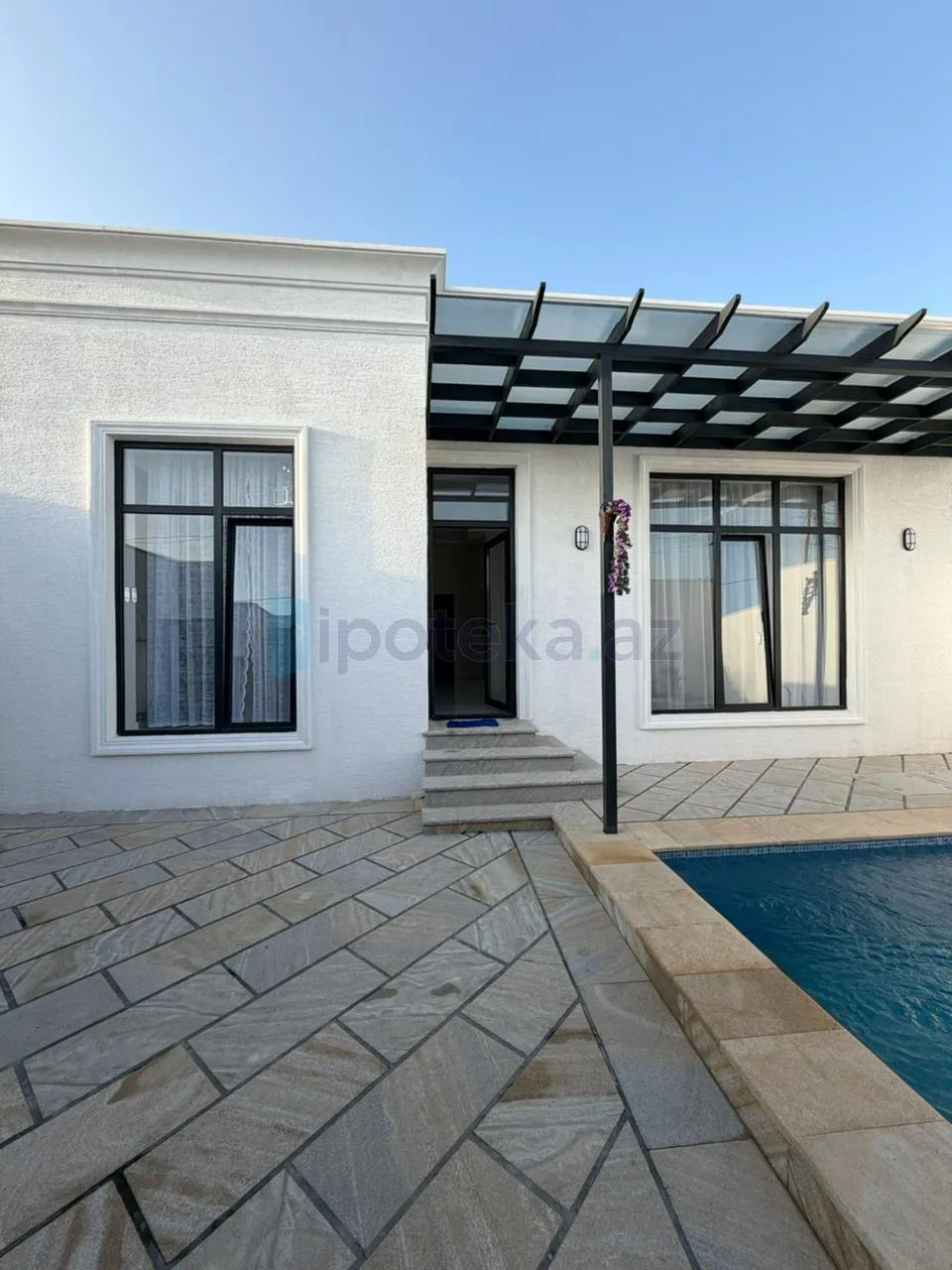 Satılır: 4 Otaq, Bağlar, Xəzər r., Şüvəlan q., 125.00 m²
