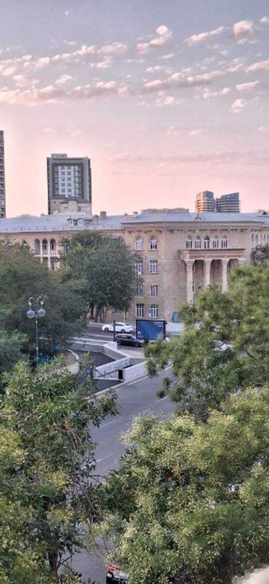 Satılır 2 otaqlı köhnə tikili 65 m² — Mənzil, Bakı (9)