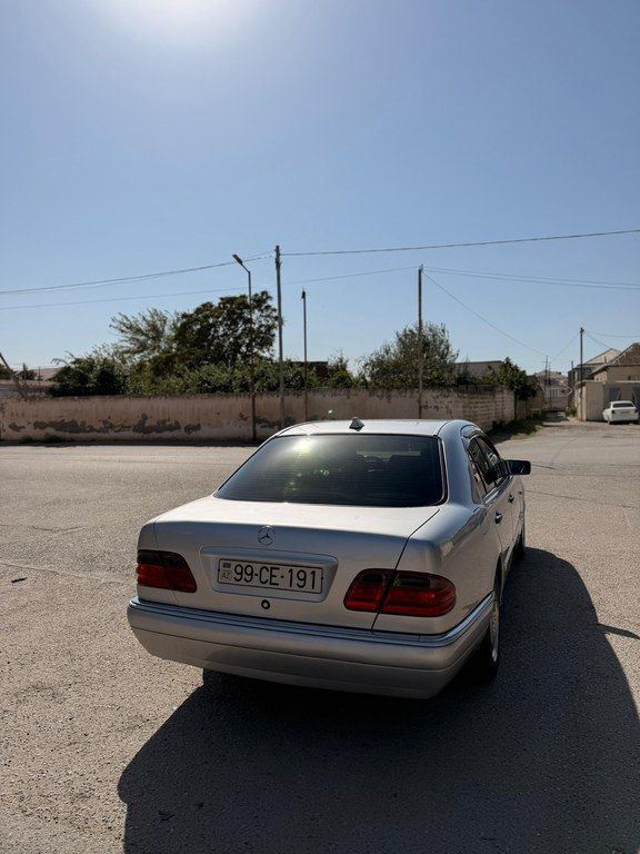 Mercedes E 280, 2.8 L, 1998 il, 380 000 km — Avtomobillər, Bakı (4)