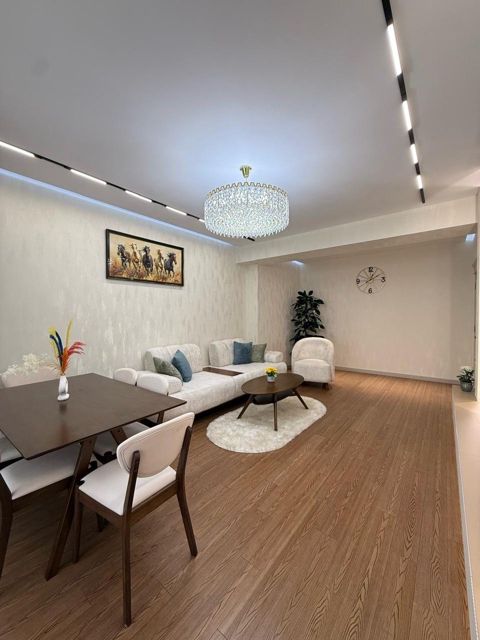 Satılır 3 otaqlı yeni tikili 101 m² — Bakı