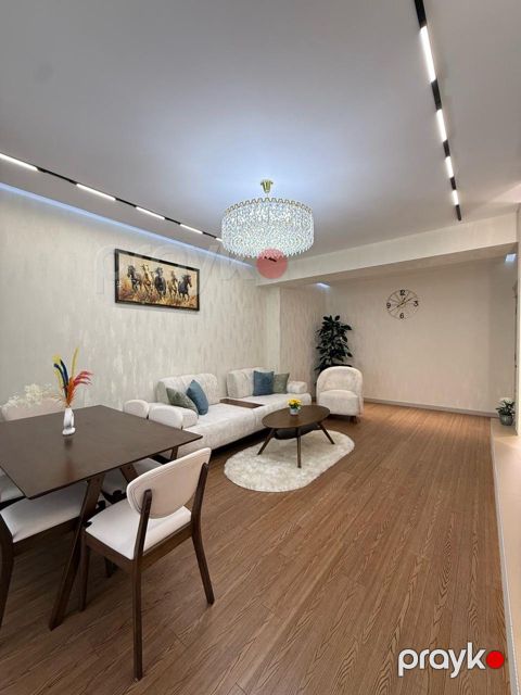 Satılır 3 otaqlı yeni tikili 101 m²